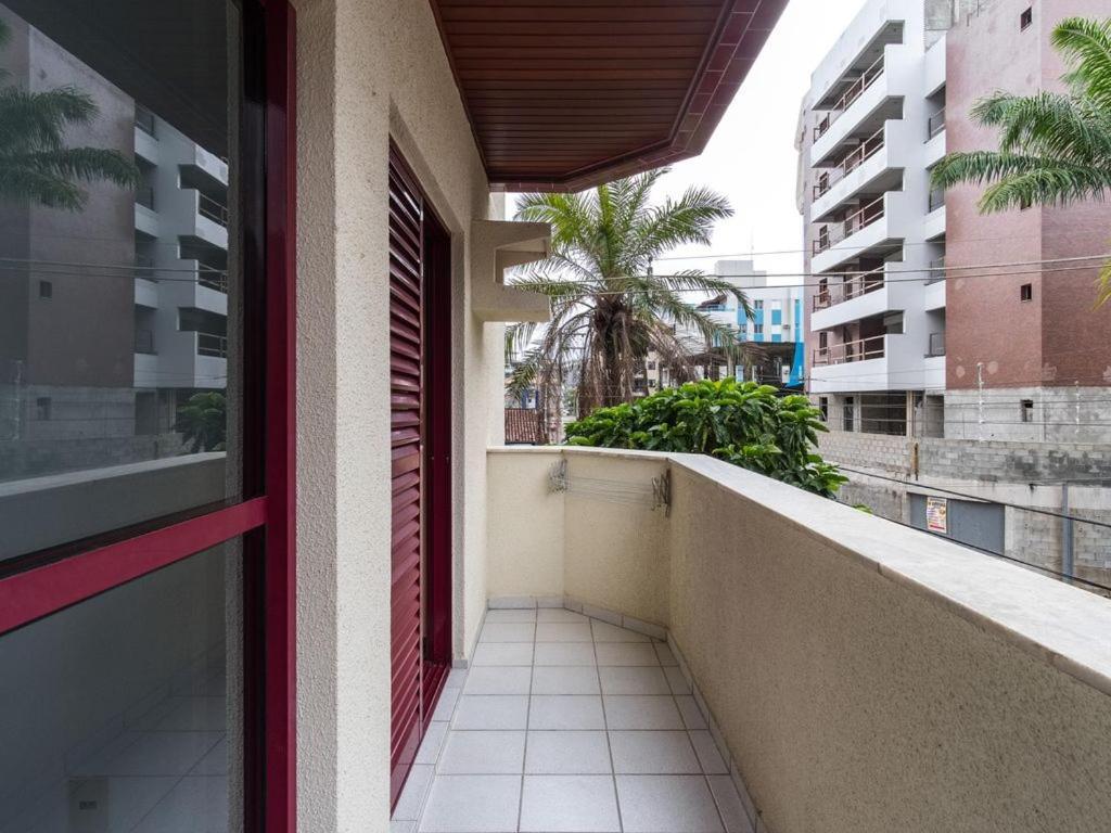 Apartamento Espacoso Com Ar Condicionado E Wi-Fi, A 100 Metros Da Praia - Edificio Estoril Ubatuba Zewnętrze zdjęcie